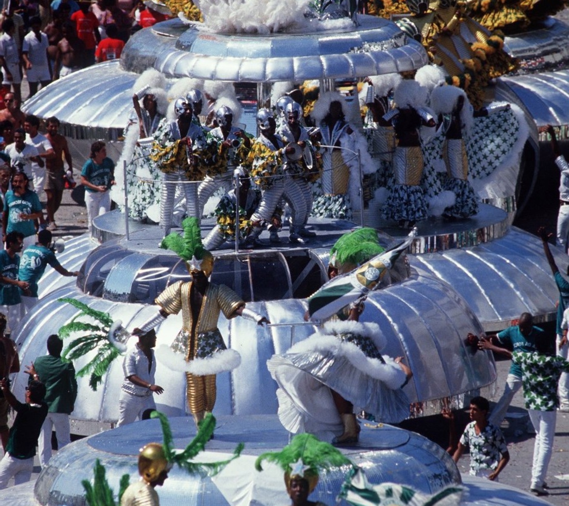 Imagem ilustrativa sobre Rio carnival parade