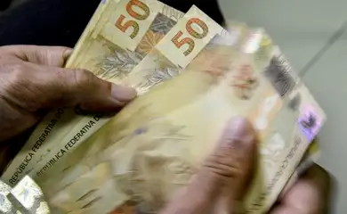 Cedulas de real em imagem de arquivo