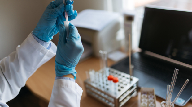 Imagem ilustrativa sobre vaccine laboratory